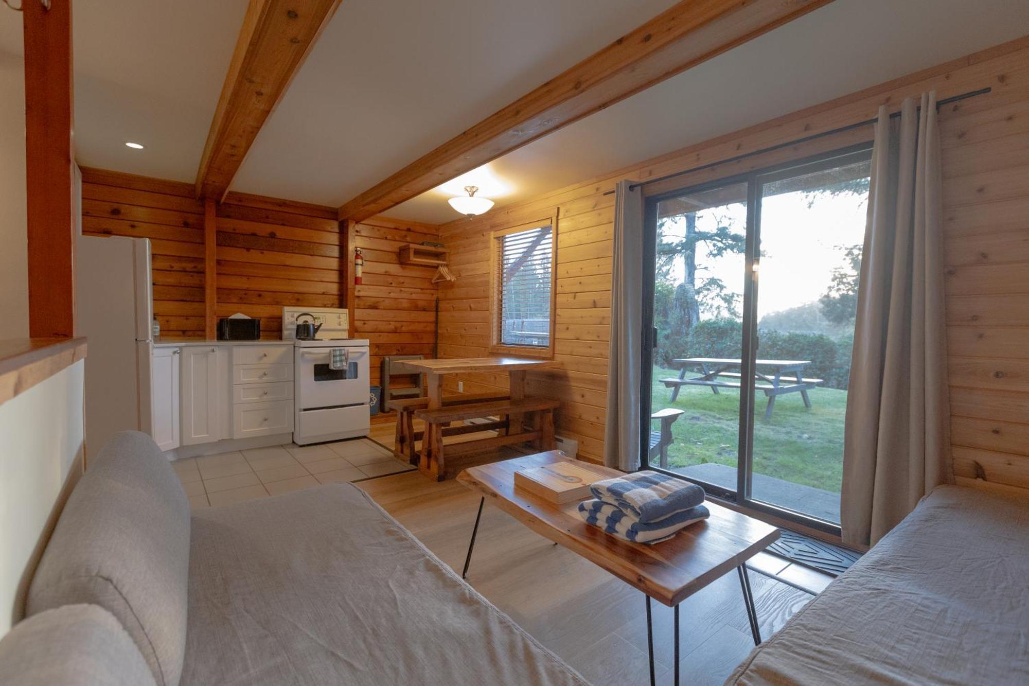 Ocean Village Resort Tofino Ngoại thất bức ảnh