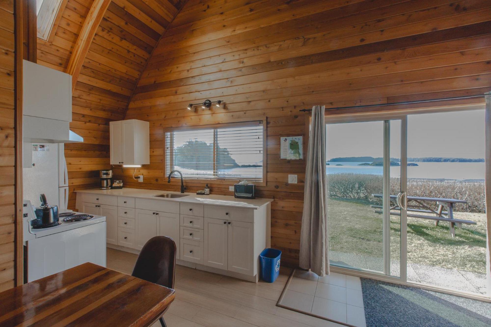 Ocean Village Resort Tofino Ngoại thất bức ảnh
