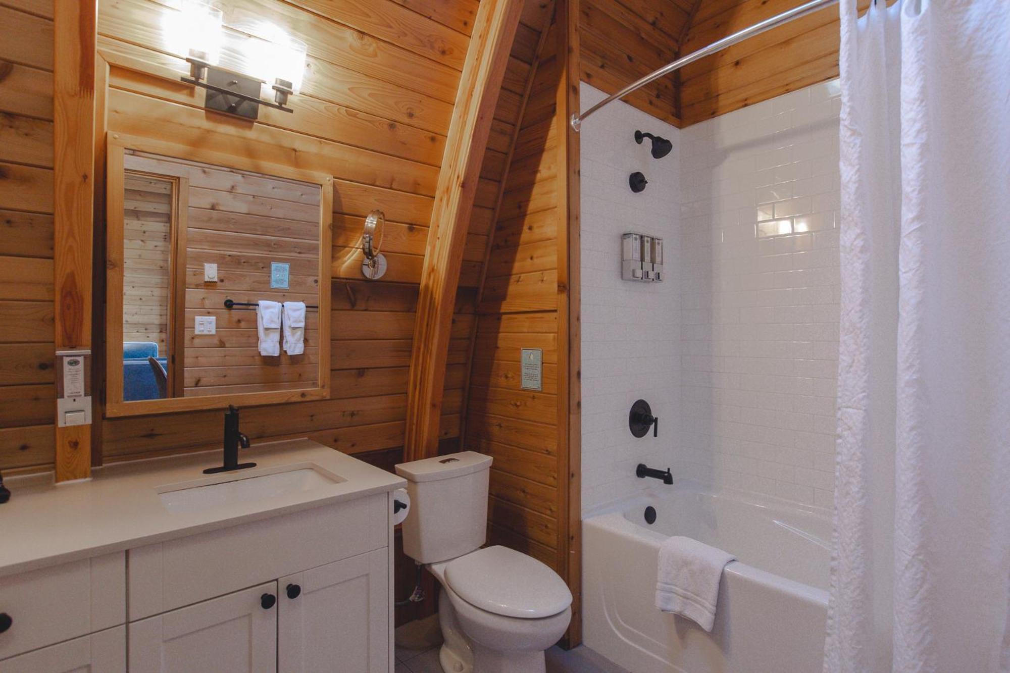 Ocean Village Resort Tofino Ngoại thất bức ảnh